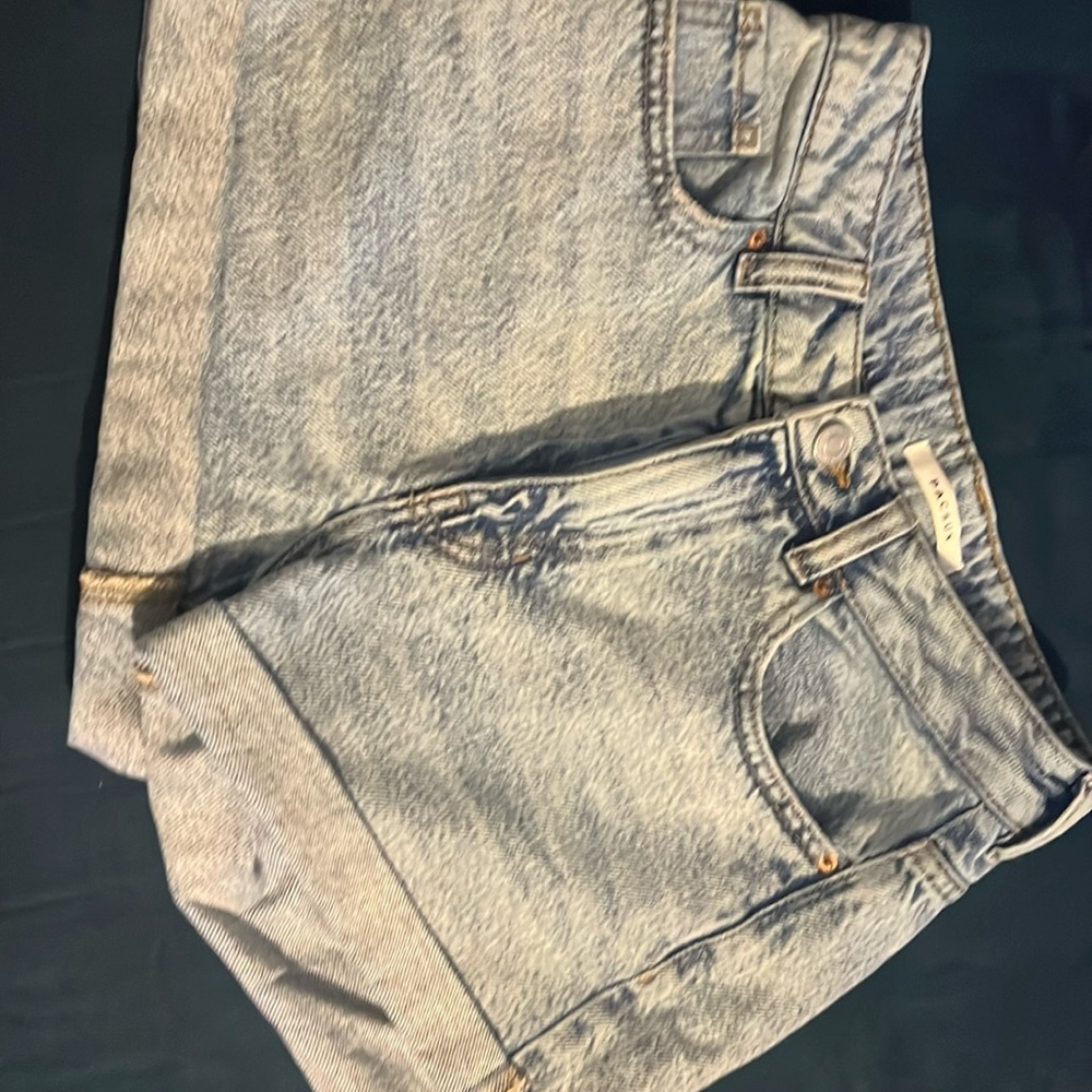 Pacsun Jean mom shorts size 24